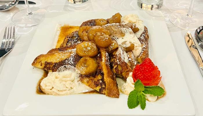 bistro-303-prime-cuisine-weirton-west-virginia-restaurant-bar-brunch-menu-banana-french-toast